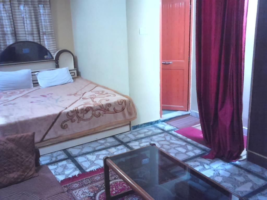 Leela Guest House Varanasi Cameră foto